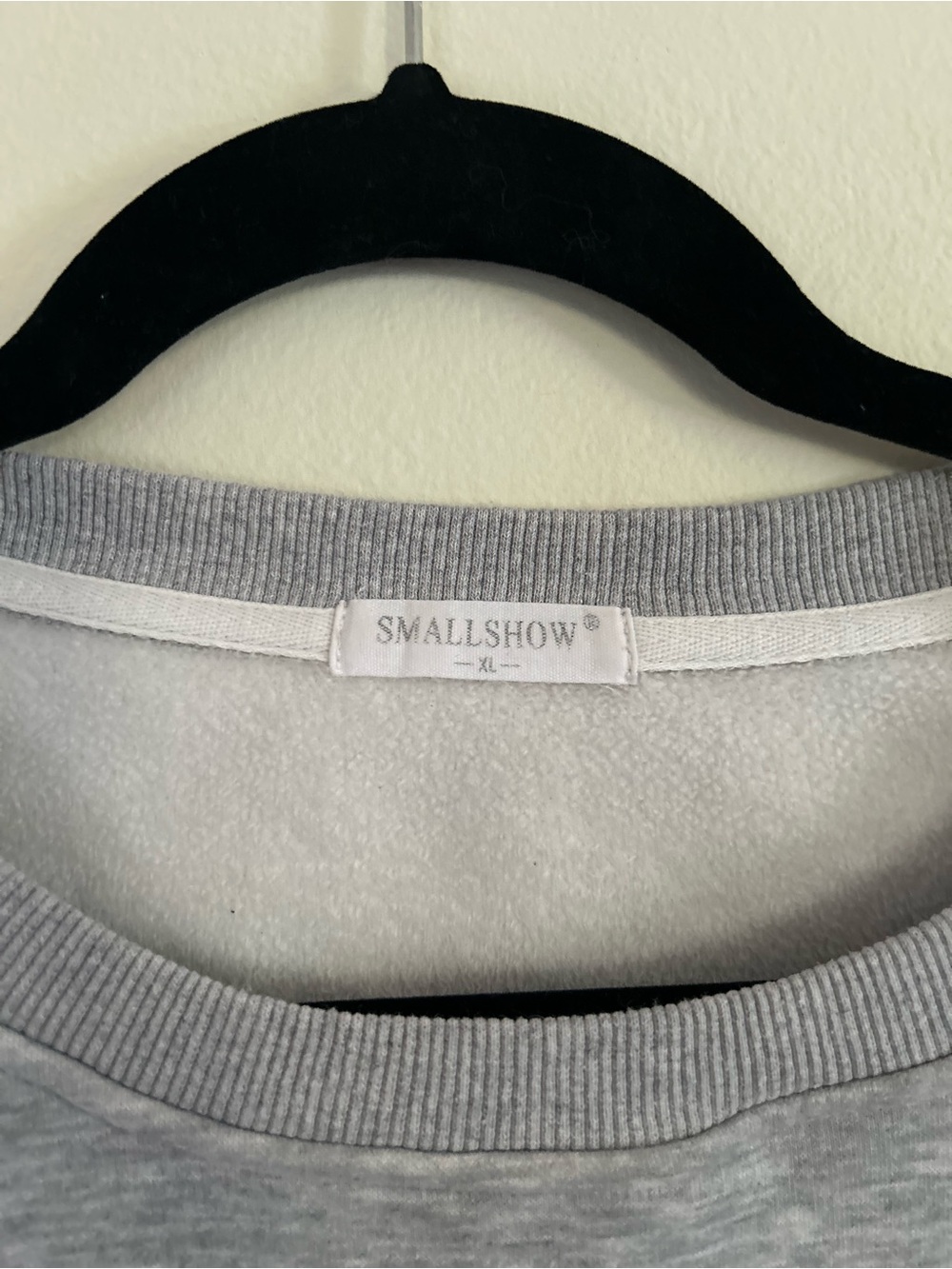 Lot of 2 Smallshow nursing/breastfeeding sweatshirts - Picture 3 of 10